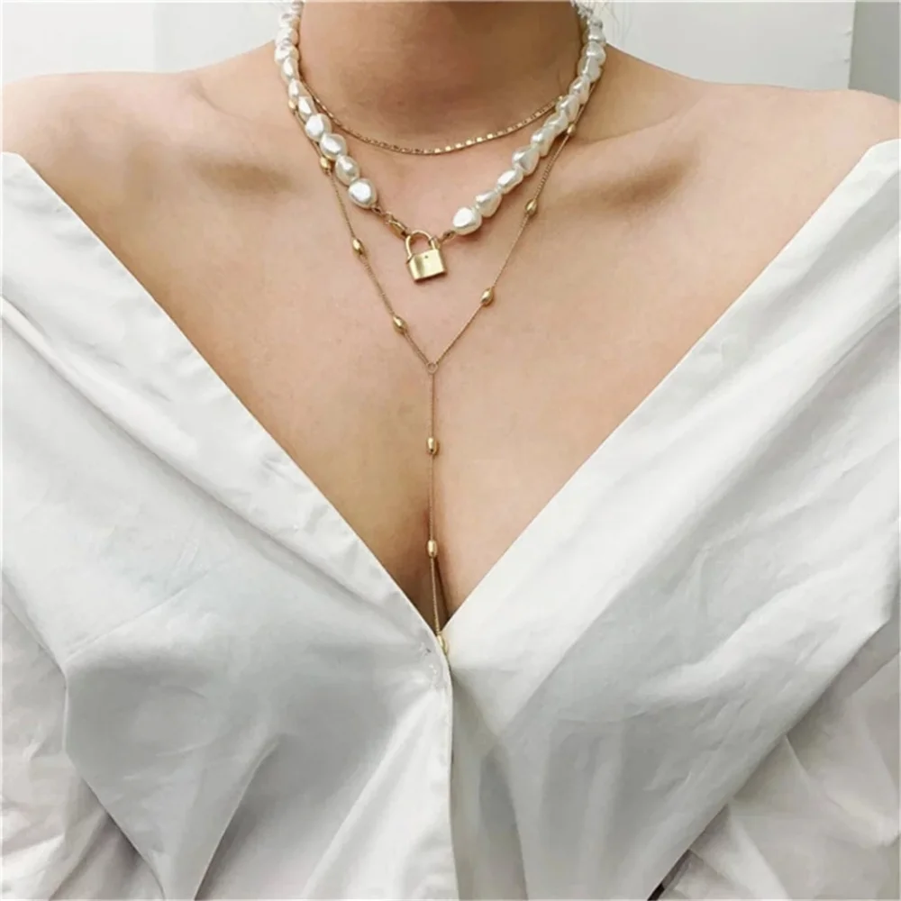 💎✨ Farah Layer Necklace - Picture 3 of 4